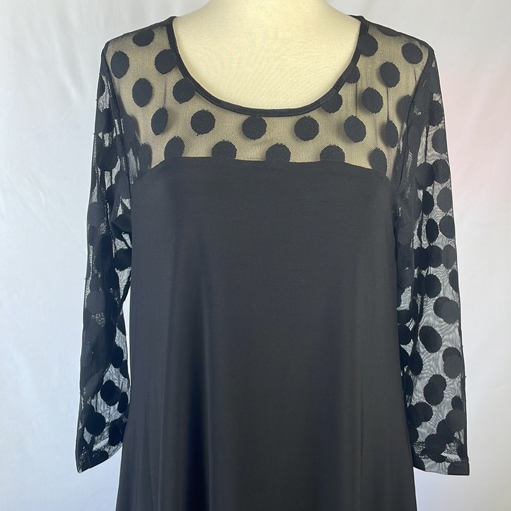 Nina Leonard Little Black Dress w/Pockets & Mesh Top and Sleeves - Size Medium